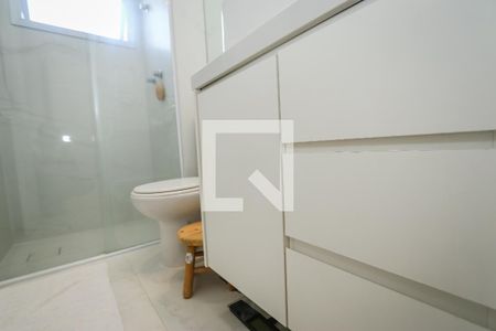 Apartamento à venda com 96m², 3 quartos e 2 vagas Apartamento à venda com 96m², 3 quartos e 2 vagasBanheiro da Suite
