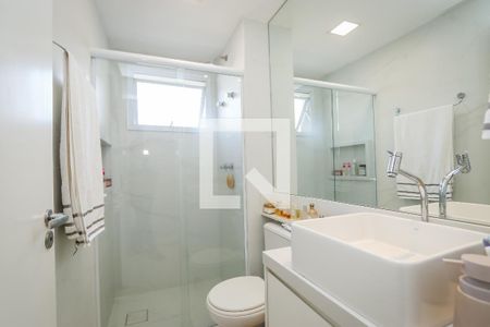 Apartamento à venda com 96m², 3 quartos e 2 vagas Apartamento à venda com 96m², 3 quartos e 2 vagasBanheiro da Suite