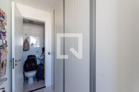 Apartamento à venda com 81m², 2 quartos e 1 vagaÁrea de Serviço