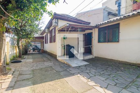 Casa à venda com 326m², 2 quartos e 3 vagasQuintal