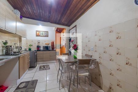 Casa à venda com 326m², 2 quartos e 3 vagasCozinha