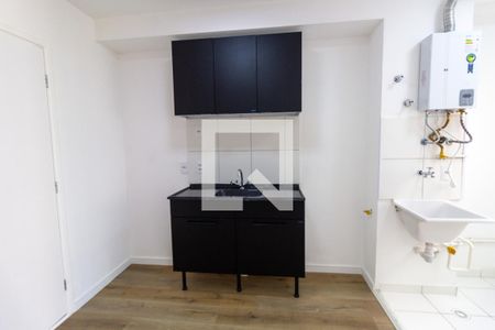 Apartamento para alugar com 37m², 2 quartos e sem vaga Apartamento para alugar com 37m², 2 quartos e sem vagaCozinha e Área de Serviço