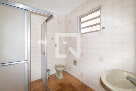 Casa à venda com 340m², 6 quartos e 2 vagasCasa 2Banheiro