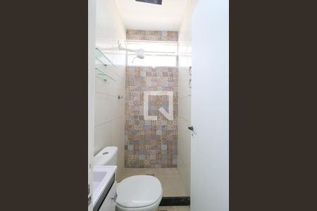 Apartamento à venda com 50m², 2 quartos e sem vaga Apartamento à venda com 50m², 2 quartos e sem vagaBanheiro