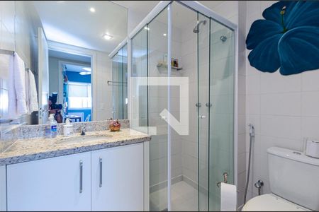 Apartamento à venda com 79m², 3 quartos e 1 vaga Apartamento à venda com 79m², 3 quartos e 1 vagaBanheiro Social