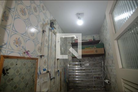 Apartamento à venda com 176m², 3 quartos e 2 vagasBanheiro de serviço