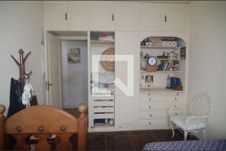 Apartamento à venda com 176m², 3 quartos e 2 vagasQuarto 1