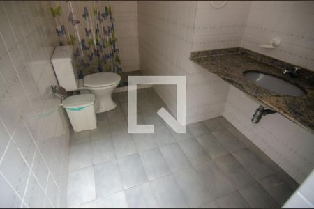 Apartamento à venda com 176m², 3 quartos e 2 vagasBanheiro do salão