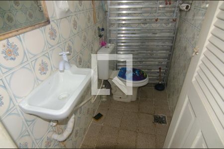 Apartamento à venda com 176m², 3 quartos e 2 vagasBanheiro de serviço