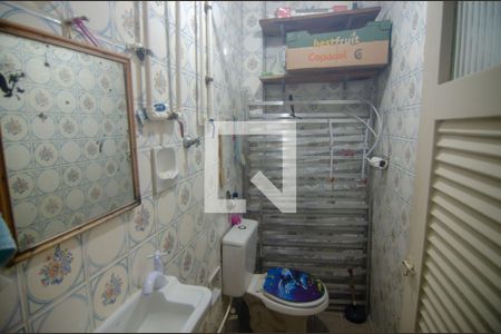 Apartamento à venda com 176m², 3 quartos e 2 vagasBanheiro de serviço