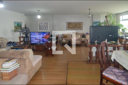 Apartamento à venda com 176m², 3 quartos e 2 vagasSala