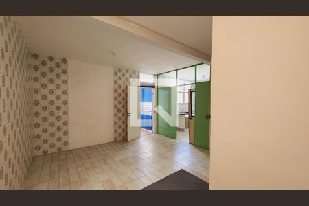 Casa à venda com 200m², 3 quartos e 1 vaga Casa à venda com 200m², 3 quartos e 1 vagaCopa