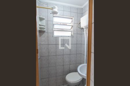 Casa para alugar com 80m², 2 quartos e sem vagaBanheiro da suíte