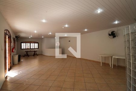 Apartamento à venda com 60m², 2 quartos e sem vagaÁrea comum - Salão de festas