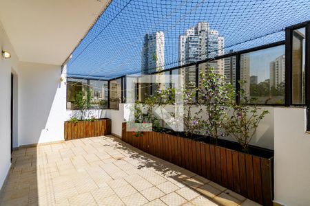 Apartamento à venda com 242m², 4 quartos e 4 vagasCobertura