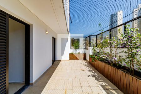 Apartamento à venda com 242m², 4 quartos e 4 vagasCobertura