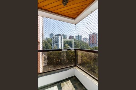 Apartamento à venda com 242m², 4 quartos e 4 vagasSuíte 3