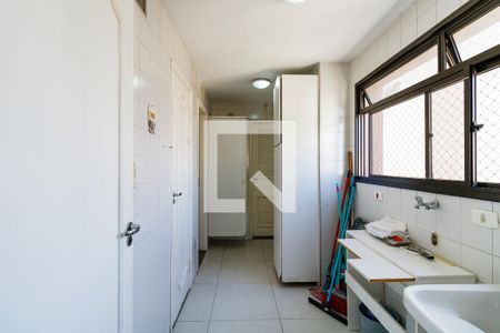 Apartamento à venda com 242m², 4 quartos e 4 vagasÁrea de Serviço