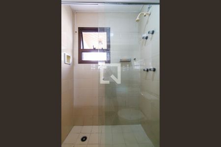 Apartamento à venda com 242m², 4 quartos e 4 vagasBanheiro da Suíte 1