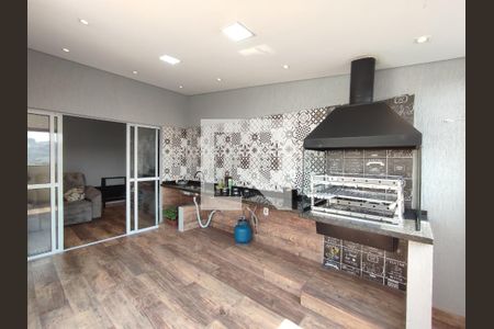 Casa de condomínio à venda com 140m², 4 quartos e 2 vagasVaranda Suíte