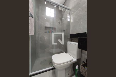 Casa de condomínio à venda com 140m², 4 quartos e 2 vagasBanheiro