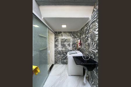 Casa de condomínio à venda com 140m², 4 quartos e 2 vagasÁrea de Serviço
