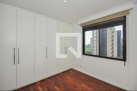 Apartamento à venda com 289m², 3 quartos e 3 vagasSuíte 1