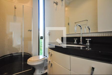 Apartamento à venda com 289m², 3 quartos e 3 vagasBanheiro Suíte 1