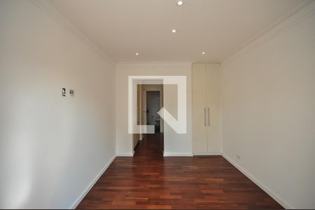 Apartamento à venda com 289m², 3 quartos e 3 vagasSuíte 3