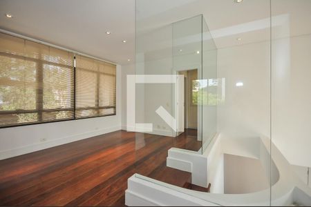 Apartamento à venda com 289m², 3 quartos e 3 vagasCorredor