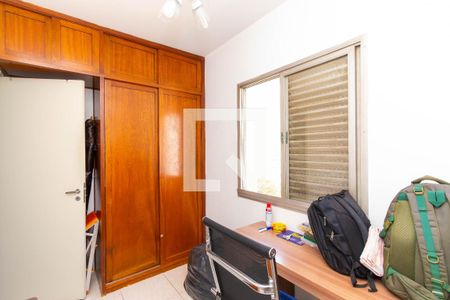 Apartamento à venda com 82m², 3 quartos e 2 vagasQuarto 3