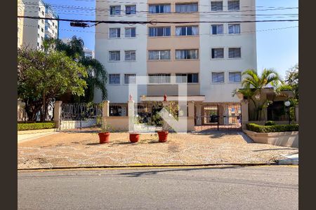 Apartamento à venda com 82m², 3 quartos e 2 vagasFachada