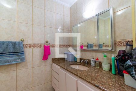 Apartamento à venda com 82m², 3 quartos e 2 vagasBanheiro