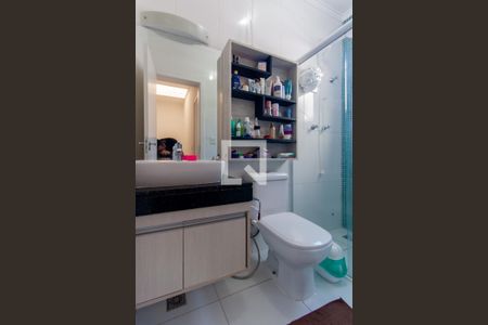 Casa à venda com 84m², 3 quartos e 2 vagas Casa à venda com 84m², 3 quartos e 2 vagasBanheiro