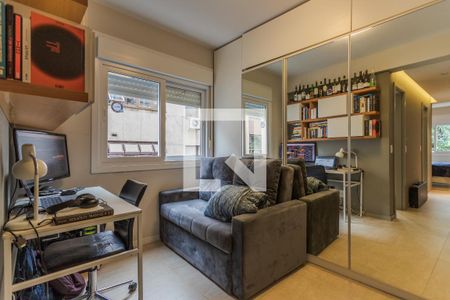 Suíte de apartamento à venda com 2 quartos, 76m² em Rio Branco, Porto Alegre