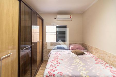 Quarto 1 de casa à venda com 3 quartos, 100m² em Pestana, Osasco