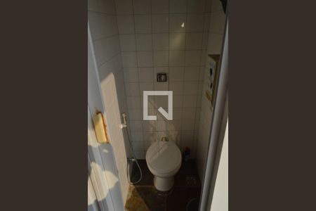 Casa para alugar com 369m², 3 quartos e 3 vagas Casa para alugar com 369m², 3 quartos e 3 vagasBanheiro da Área Gourmet