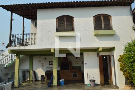 Casa para alugar com 369m², 3 quartos e 3 vagas Casa para alugar com 369m², 3 quartos e 3 vagasÁrea Gourmet