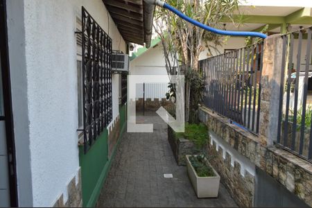 Casa para alugar com 369m², 3 quartos e 3 vagas Casa para alugar com 369m², 3 quartos e 3 vagasJardim