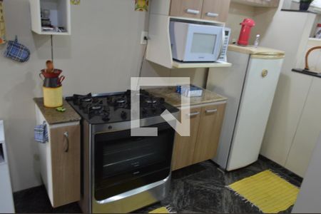 Casa para alugar com 369m², 3 quartos e 3 vagas Casa para alugar com 369m², 3 quartos e 3 vagasCozinha