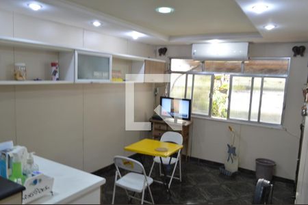 Casa para alugar com 369m², 3 quartos e 3 vagas Casa para alugar com 369m², 3 quartos e 3 vagasCopa