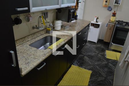 Casa para alugar com 369m², 3 quartos e 3 vagas Casa para alugar com 369m², 3 quartos e 3 vagasCozinha