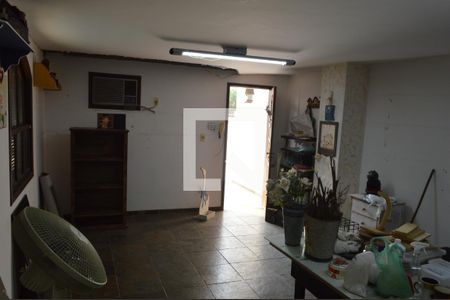 Casa para alugar com 369m², 3 quartos e 3 vagas Casa para alugar com 369m², 3 quartos e 3 vagasEdicula