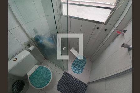 Banheiro de apartamento para alugar com 1 quarto, 27m² em Centro, São Vicente