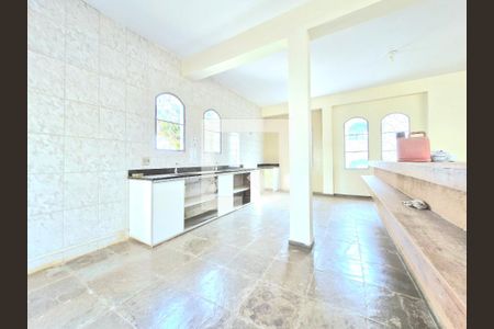 Casa à venda com 850m², 7 quartos e 20 vagasCozinha