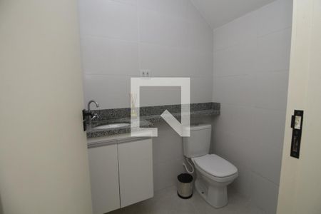 Banheiro de kitnet/studio para alugar com 1 quarto, 20m² em Vila Gomes Cardim, São Paulo
