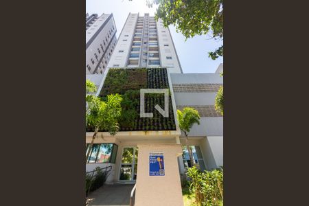 Apartamento à venda com 37m², 1 quarto e 1 vagaFachada