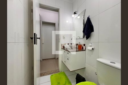 Apartamento à venda com 58m², 2 quartos e 1 vagaBanheiro 