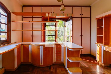 Casa de condomínio à venda com 300m², 4 quartos e 5 vagas Casa de condomínio à venda com 300m², 4 quartos e 5 vagasquarto 3