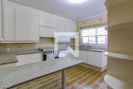 Casa de condomínio à venda com 300m², 4 quartos e 5 vagas Casa de condomínio à venda com 300m², 4 quartos e 5 vagascozinha